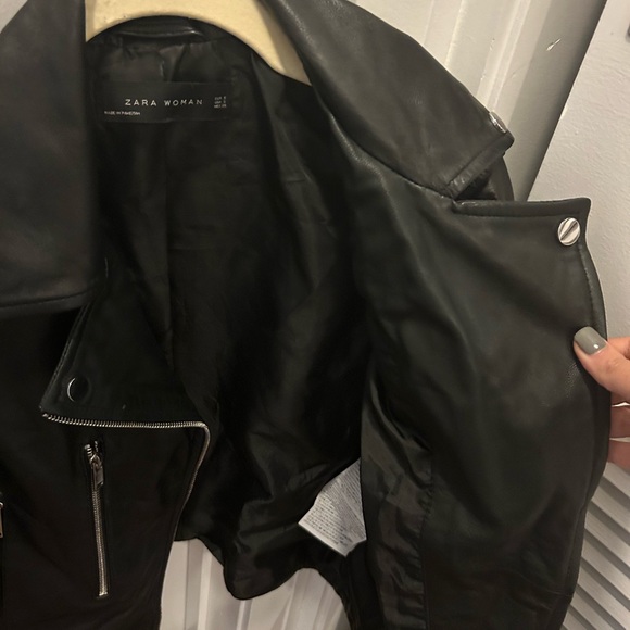Zara leather moto jacket - Picture 3 of 6